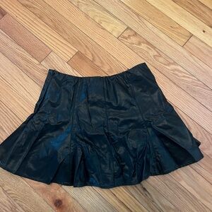 Victoria and Sophia Faux Leather mini skirt with built in shorts